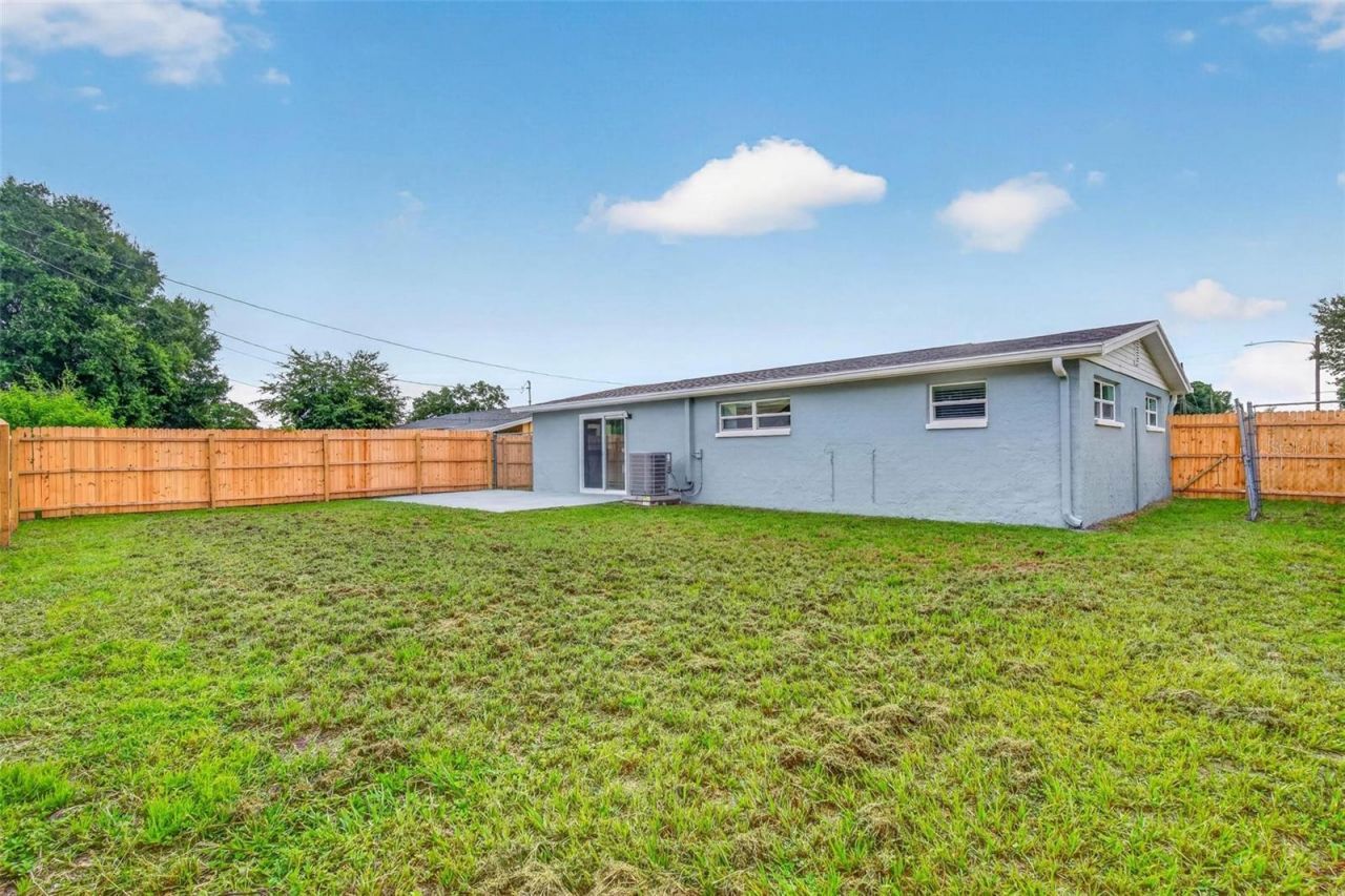 8700 58th Lane N, Pinellas Park, FL 33782 Photo