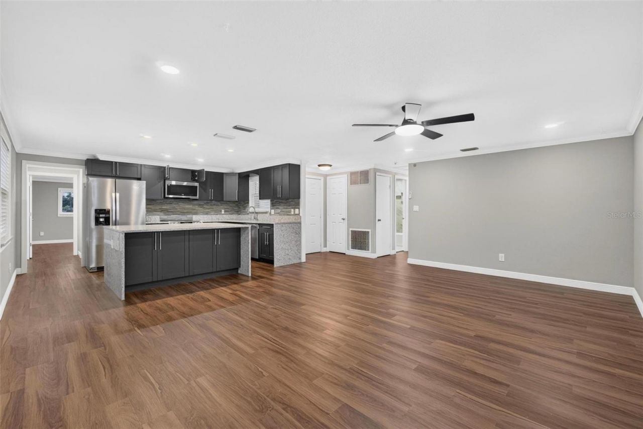 8700 58th Lane N, Pinellas Park, FL 33782 Photo