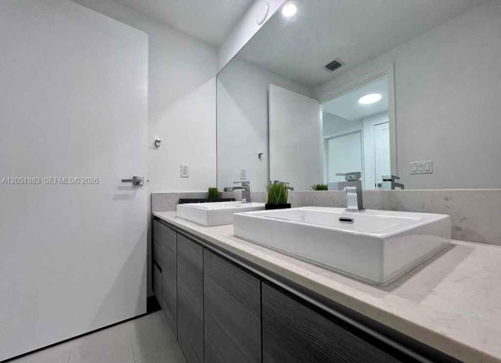 Please Call For Address, Unit 703, Miami, FL 33131 Photo