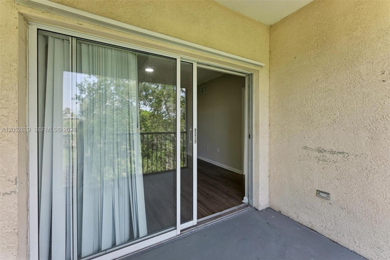 11643 W Atlantic Blvd , Unit 1133, Coral Springs, FL 33071 Photo