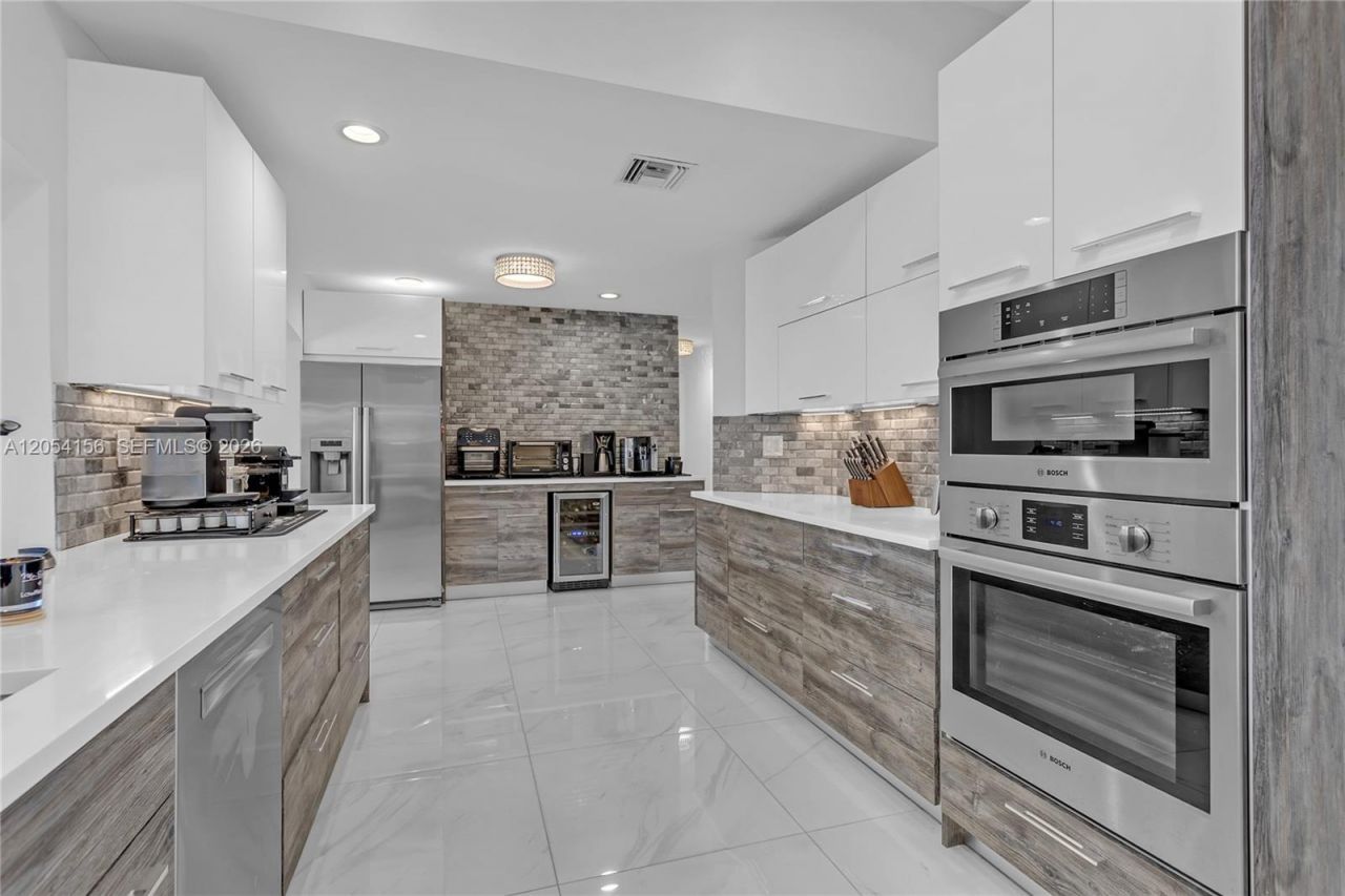 2920 NE 55th Pl, Fort Lauderdale, FL 33308 Photo