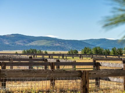 22440 Ca-89, Calpine, CA 96124 Photo
