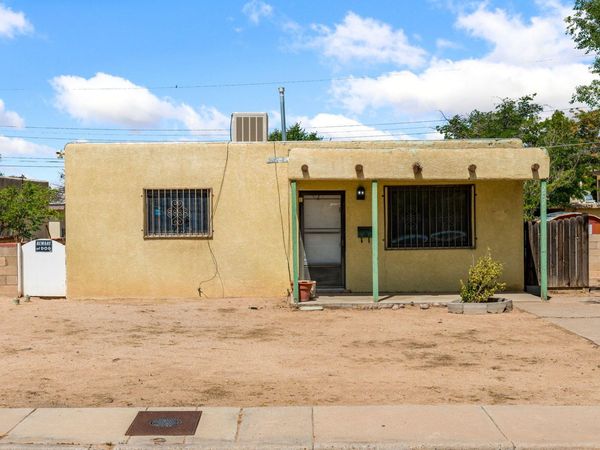 2721 Bel Air Drive NE, Albuquerque, NM 87110