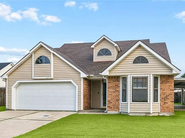 2708 HARDWOOD Drive , Marrero, LA 70072