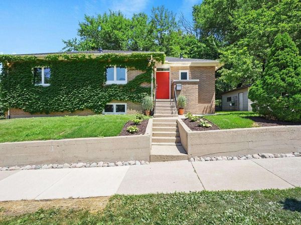 223 N Baldwin Street, Madison, WI 53703