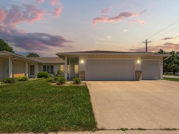 2102 Mcquillan Court SE, Rochester, MN 55904
