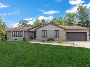 4627 Mckinley Parkway, Hamburg, NY 14075