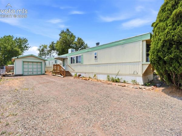 96 E Kipling Drive, Pueblo West, CO 81003