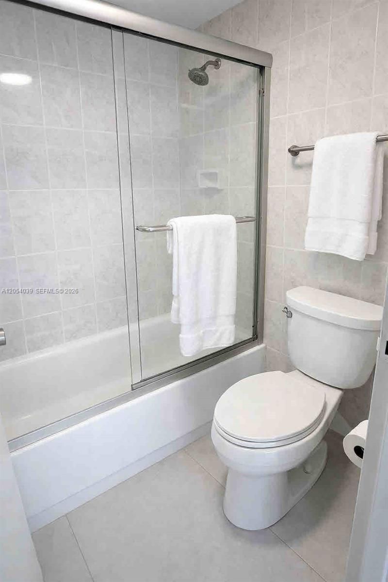 9225 Collins Ave , Unit 505, Surfside, FL 33154 Photo