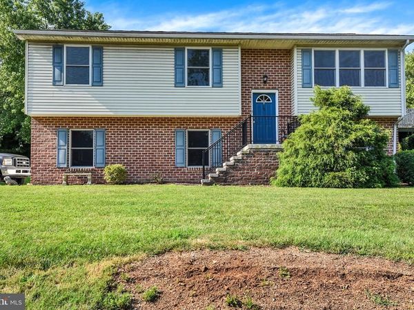 100 FERN AVENUE , CARLISLE, PA 17013