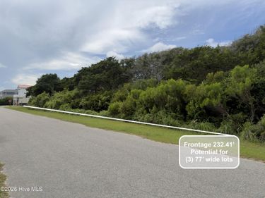 Lots 9-11 W Pelican Drive , Oak Island, NC 28465