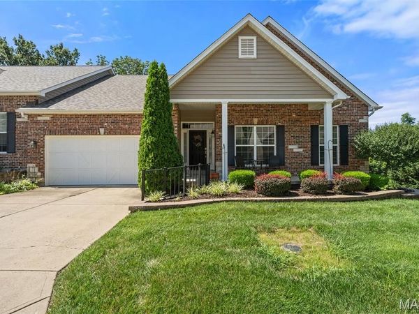 5230 Hollow Wood Court , St Louis, MO 63128