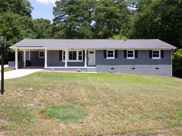 3204 Guy Circle, Fayetteville, NC 28303