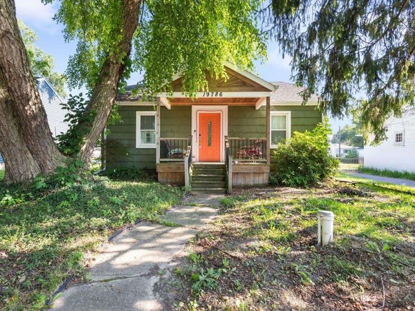 19786 Gilmer Street, South Bend, IN 46614
