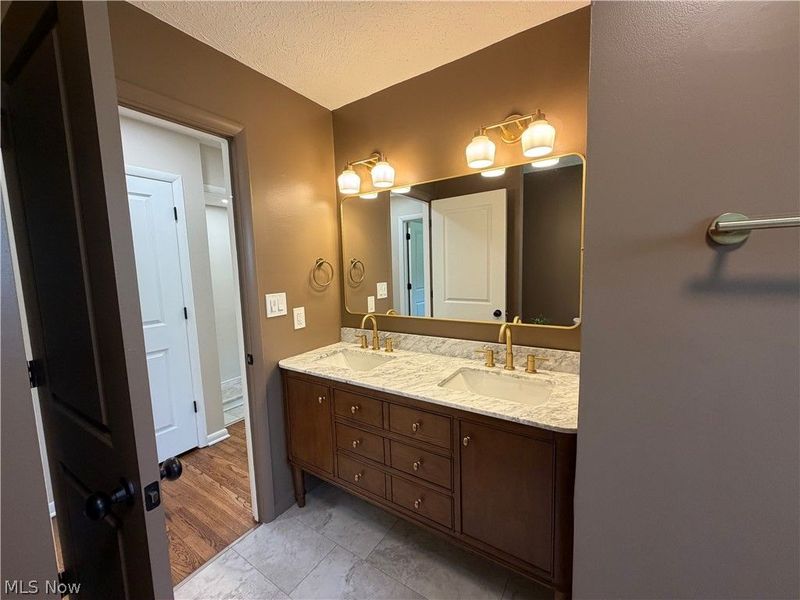 7221 Rosedale Drive , Mentor, OH 44060 Photo 16