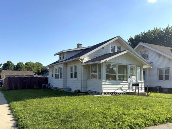 302 W 17th St., South Sioux City, NE 68776
