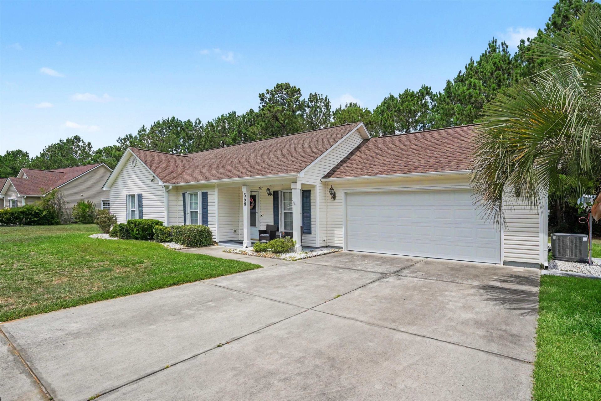 668 Wintercreeper Dr.  Photo 5