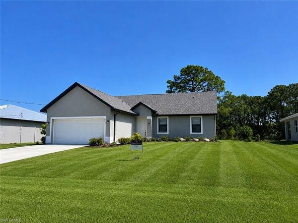 8033 Melody CIR , LABELLE, FL 33935