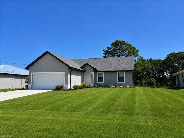 8033 Melody CIR , LABELLE, FL 33935