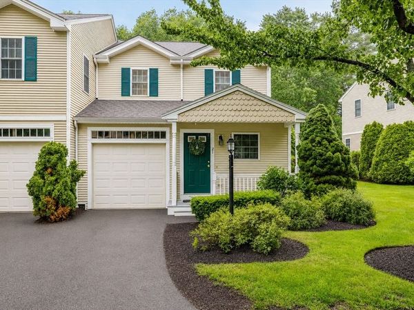 21 Sycamore Dr, Unit 21, Middleboro, MA 02346