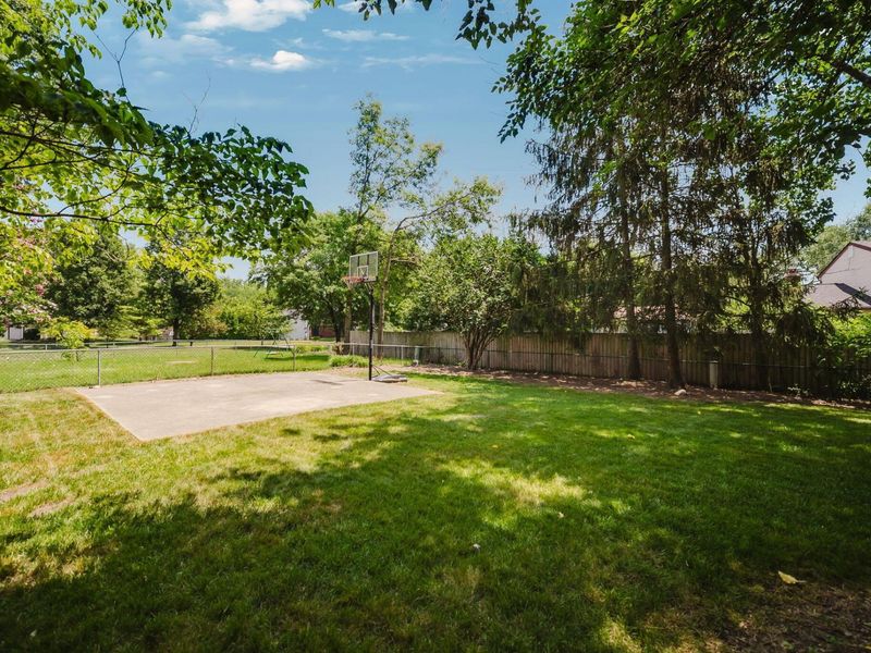 3953 Spyglass Drive, Columbus, OH 43228 Photo 47