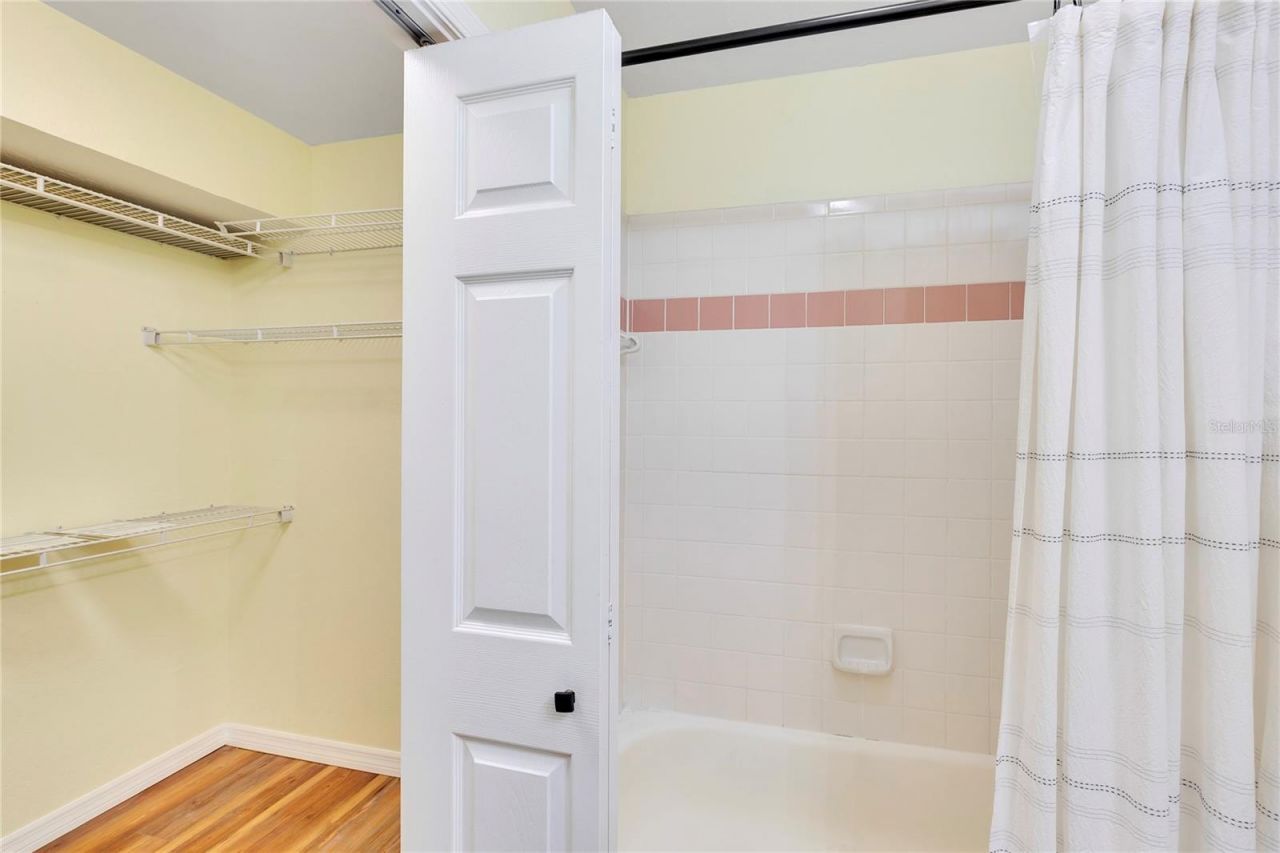 10200 Gandy Boulevard N, Unit 705, Saint Petersburg, FL 33702 Photo