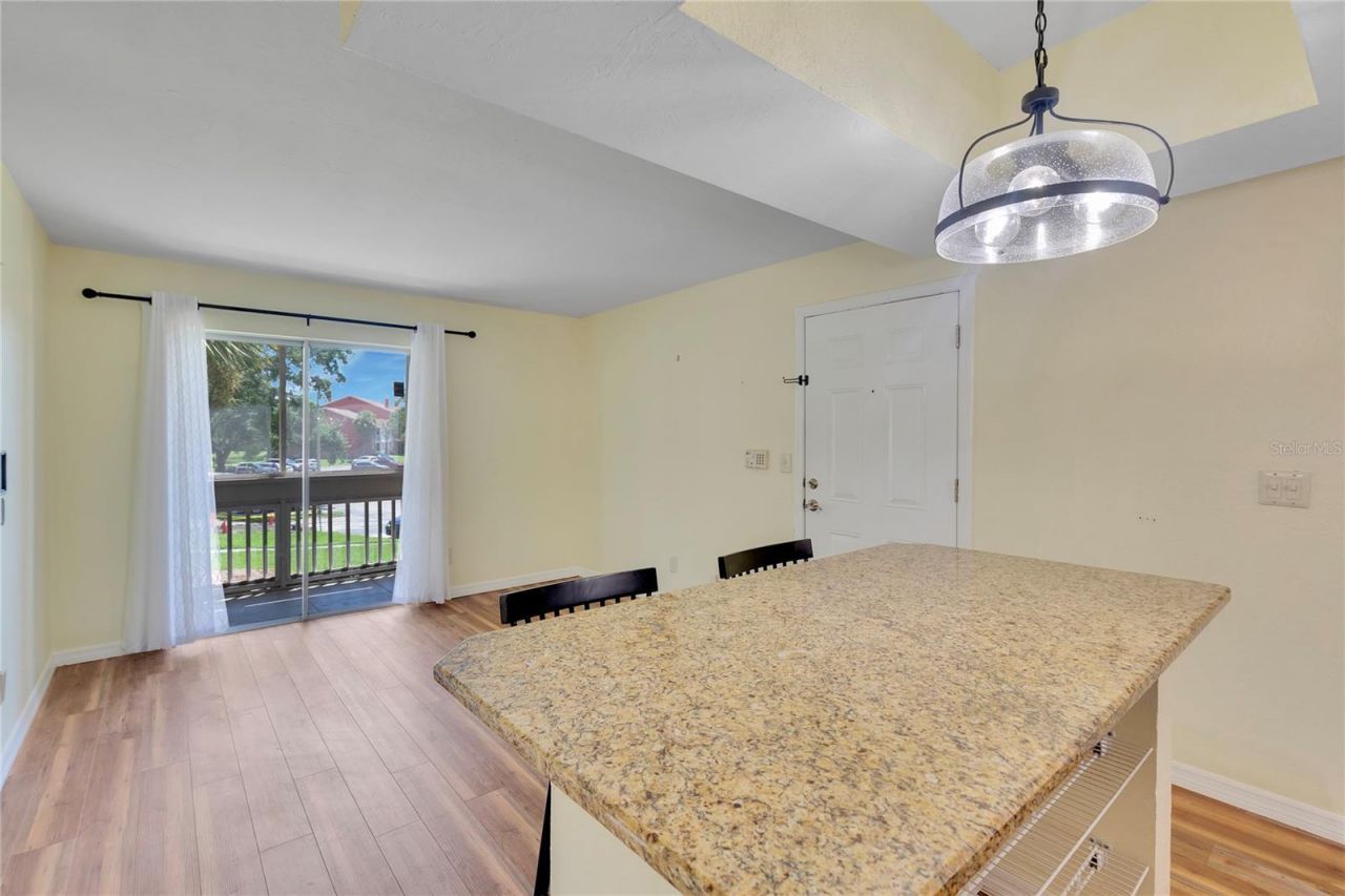 10200 Gandy Boulevard N, Unit 705, Saint Petersburg, FL 33702 Photo