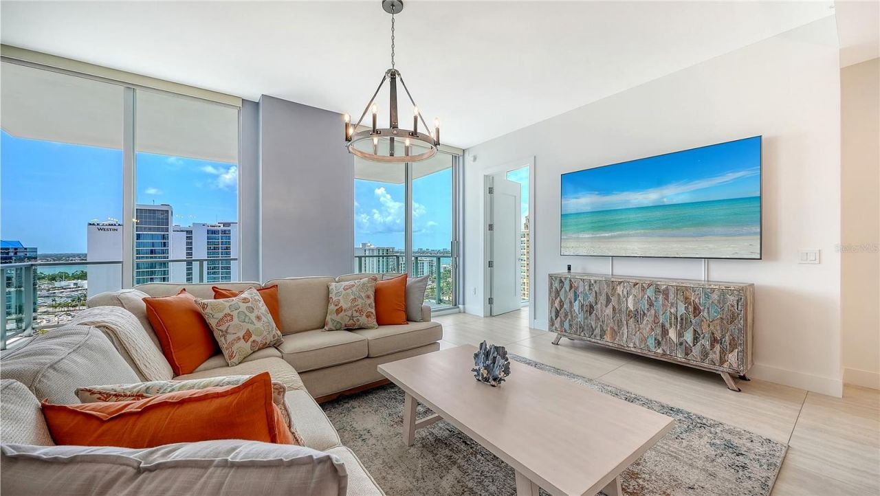 301 Quay, Unit 1507, Sarasota, FL 34236 Photo