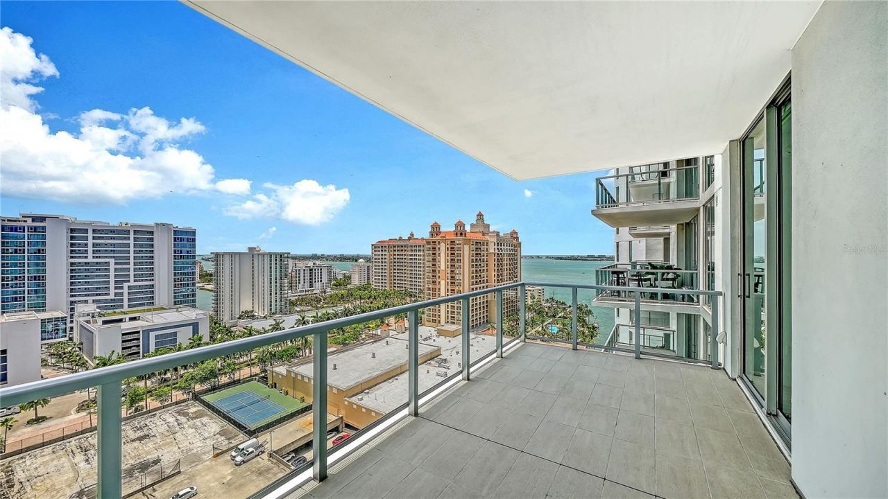 301 Quay, Unit 1507, Sarasota, FL 34236 Photo