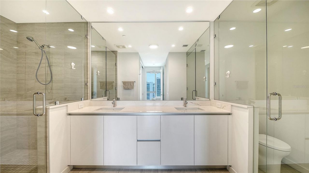 301 Quay, Unit 1507, Sarasota, FL 34236 Photo