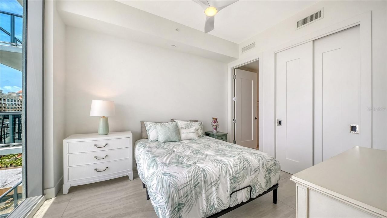 301 Quay, Unit 1507, Sarasota, FL 34236 Photo