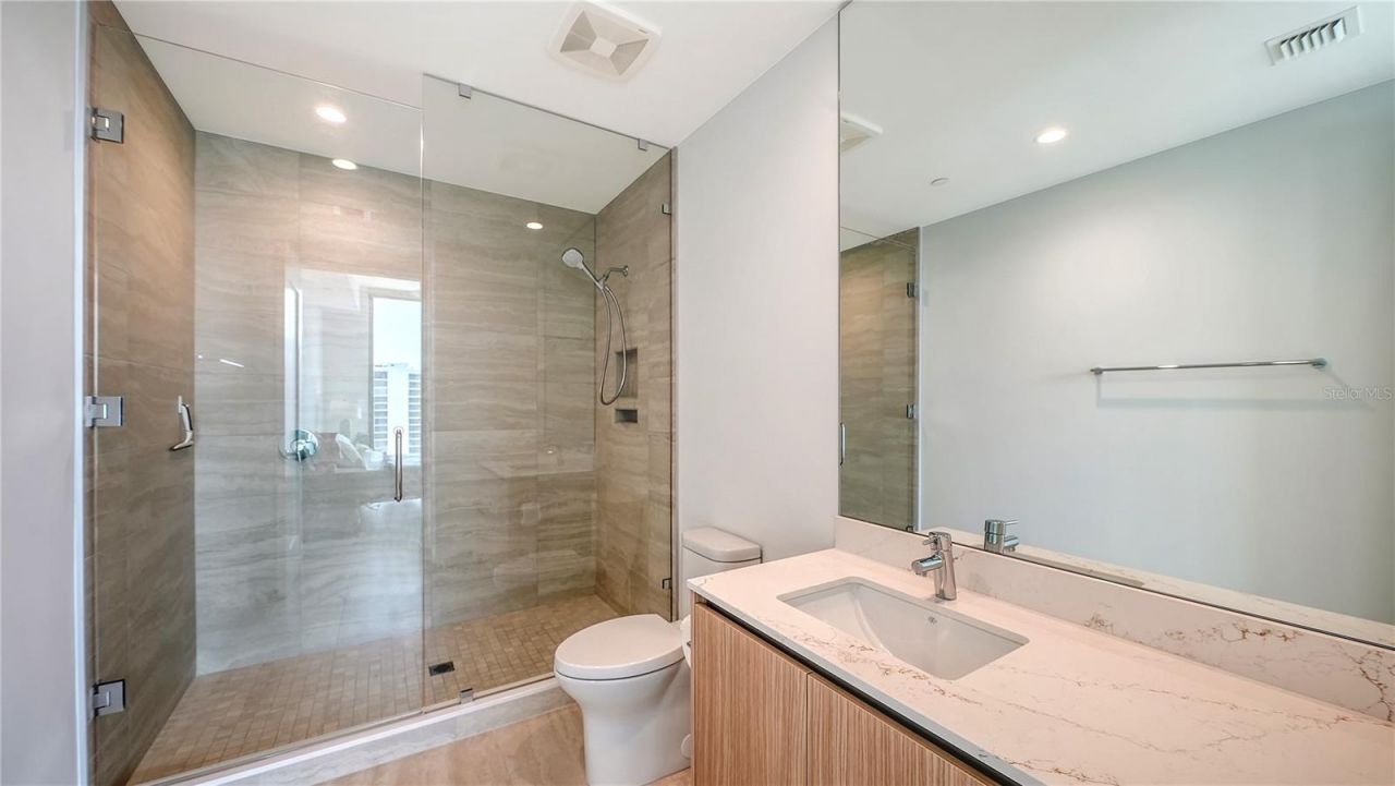301 Quay, Unit 1507, Sarasota, FL 34236 Photo