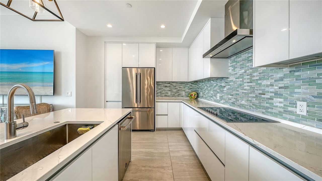 301 Quay, Unit 1507, Sarasota, FL 34236 Photo