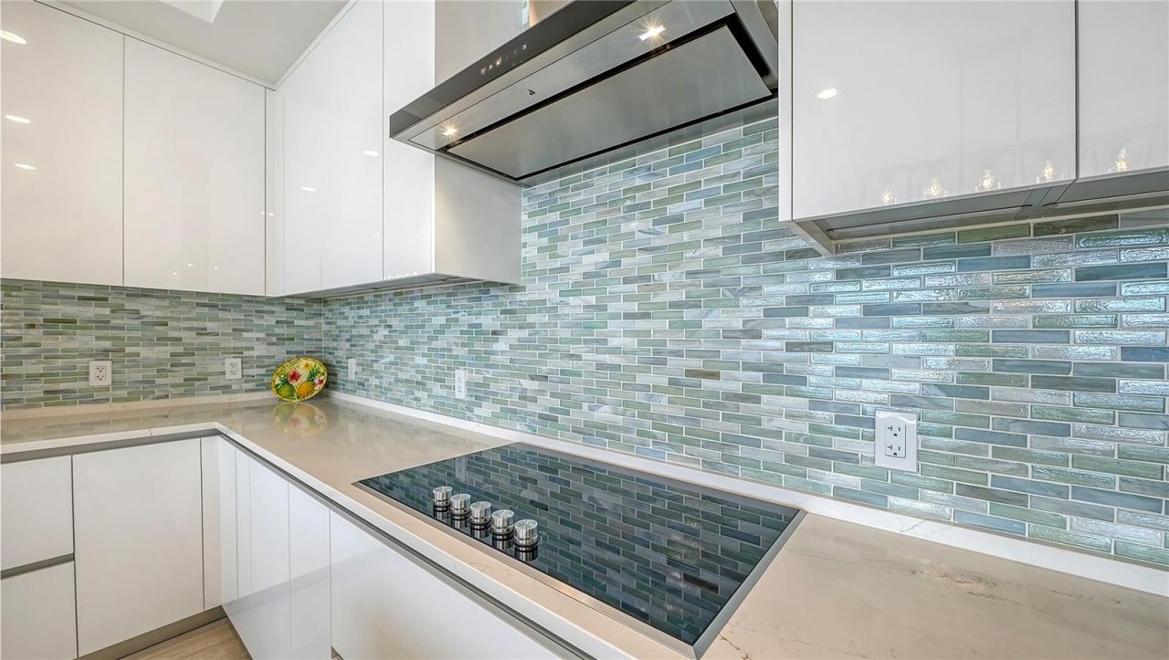 301 Quay, Unit 1507, Sarasota, FL 34236 Photo