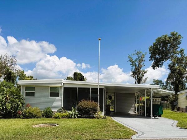 346 PALO VERDE DRIVE , LEESBURG, FL 34748