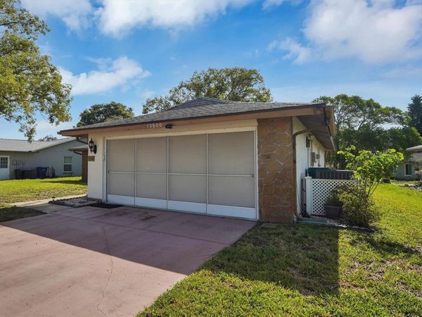 10800 LOS SANTOS DRIVE , PORT RICHEY, FL 34668