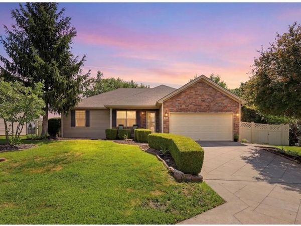14501 Richmond Avenue, Grandview, MO 64030