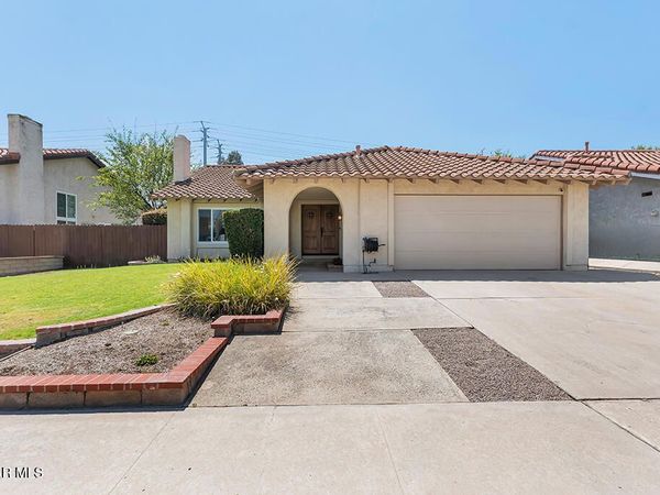 4745 Avedon Road, Moorpark, CA 93021