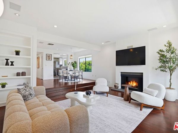 1613 Manning Avenue, Unit 1, Los Angeles, CA 90024