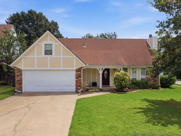 8329 N 118th East Avenue, Owasso, OK 74055