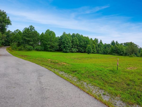 7 Peachers Lane , Indian Mound, TN 37079