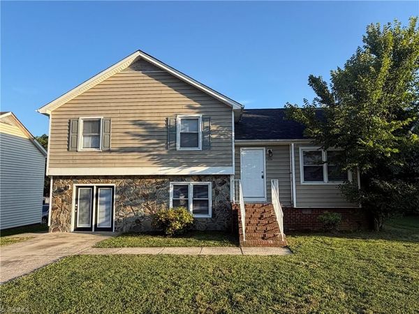 404 Mount Olive Drive , Greensboro, NC 27406