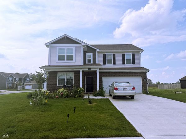 860 Saddlebrook Farms Boulevard , Whiteland, IN 46184