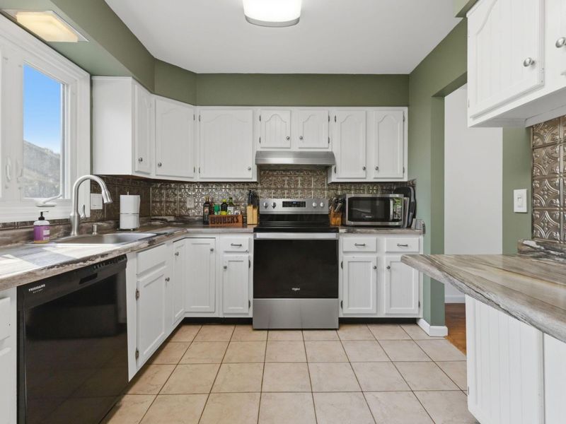 34 Cambridge Court , Lexington, OH 44904 Photo 16