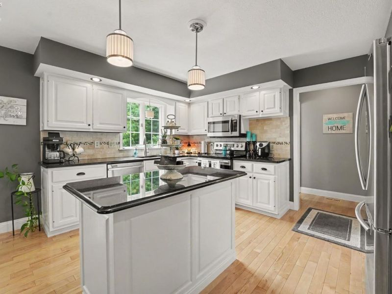 1040 Monroe Street, Bellevue, OH 44811 Photo 13