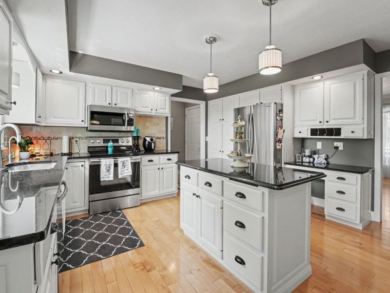 1040 Monroe Street, Bellevue, OH 44811 Photo 14