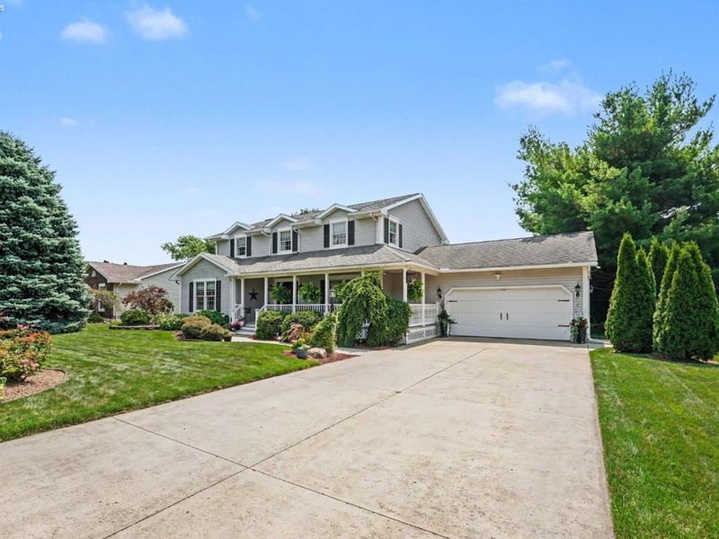 1040 Monroe Street, Bellevue, OH 44811 Photo 3