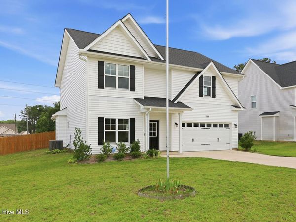 164 Leach Creek Drive, Raeford, NC 28376