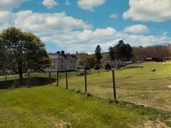 183 Main St, Boylston, MA 01505