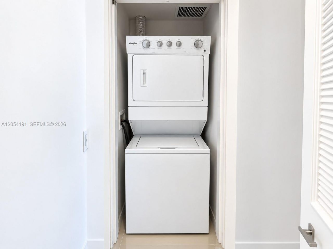 495 Brickell Av, Unit 4208, Miami, FL 33131 Photo